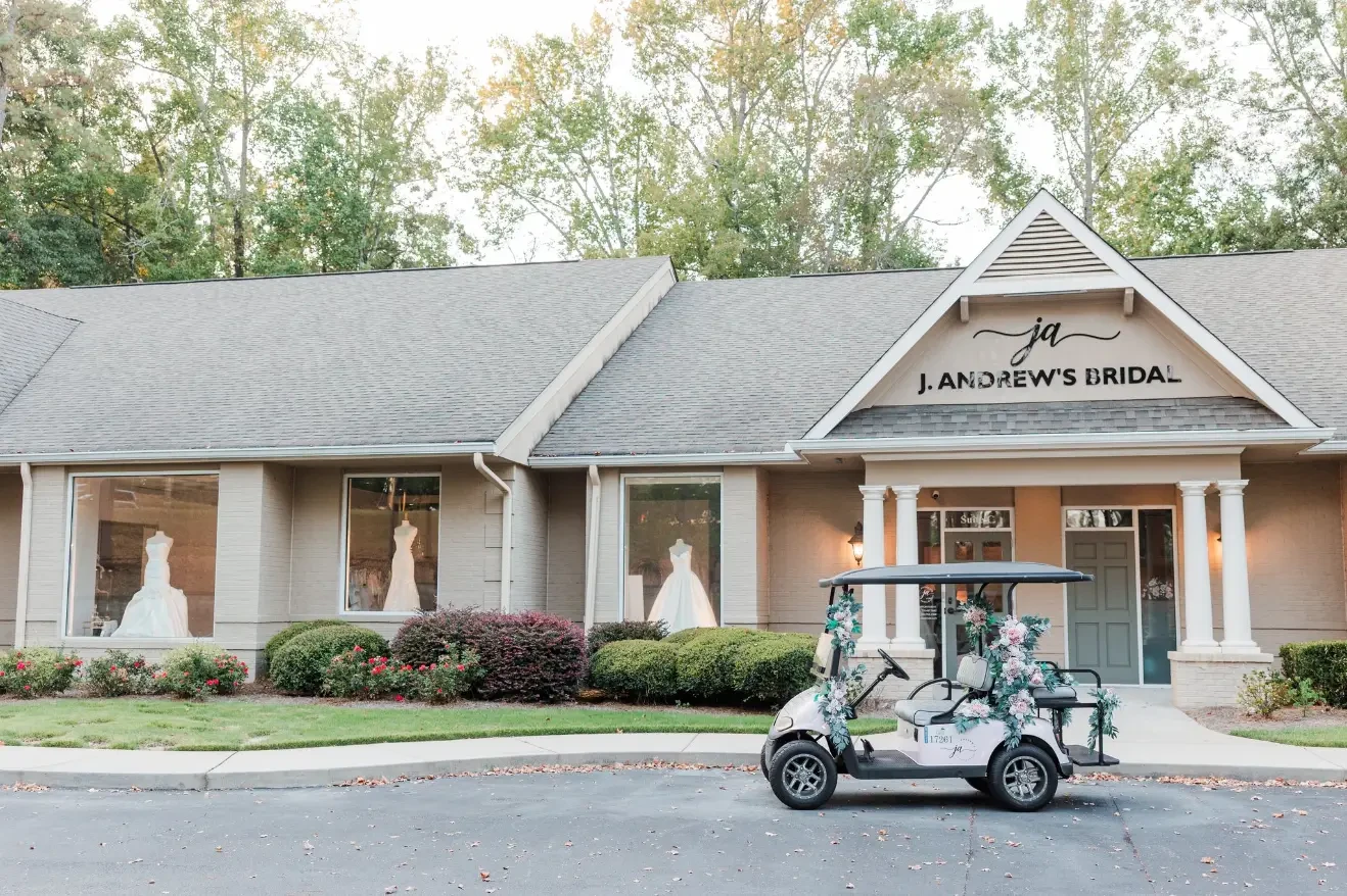 J Andrew's Bridal store outside photo