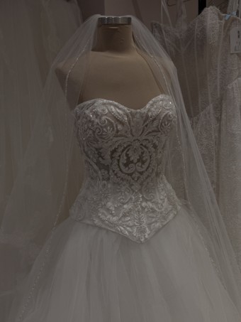 Casablanca Bridal #1 Ivory/Nude thumbnail