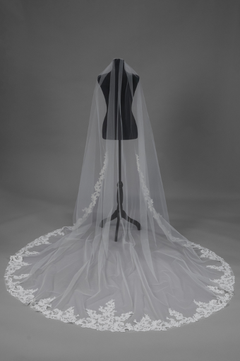 Grace & Goddess Porchlight | Veil #1 Ivory thumbnail