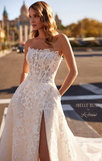 La Femme #0 default White / Ivory thumbnail